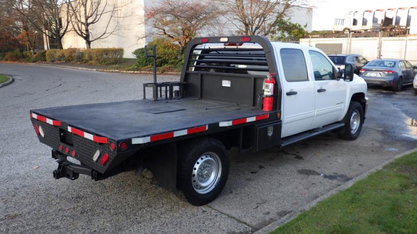 2014-chevrolet-silverado-3500hd-crew-cab-8-foot-flat-deck-4wd-chevrolet-silverado-3500hd-big-10