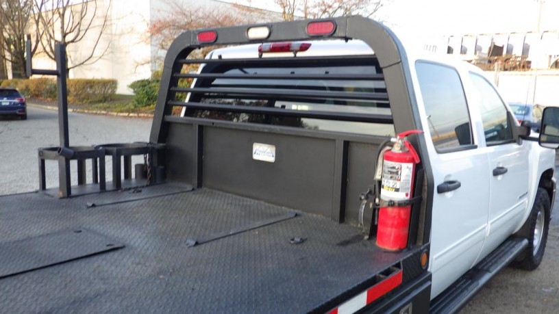 2014-chevrolet-silverado-3500hd-crew-cab-8-foot-flat-deck-4wd-chevrolet-silverado-3500hd-big-23