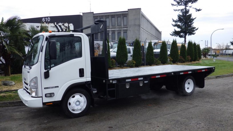 2017-isuzu-npr-16-foot-flat-deck-dually-3-seater-isuzu-npr-big-4