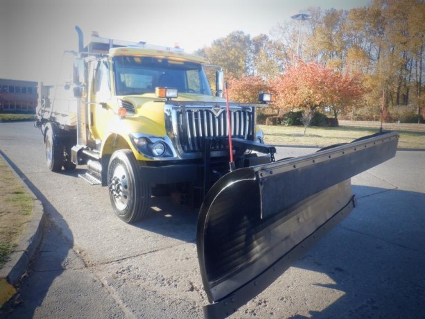 2012-international-7400-plow-dump-truck-air-brakes-brakes-diesel-with-spreader-international-7400-big-3