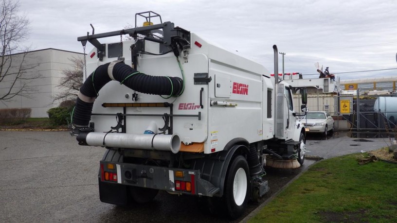 2008-freightliner-m2-106-sweeper-vacuum-truck-diesel-with-air-brakes-freightliner-m2-106-big-10