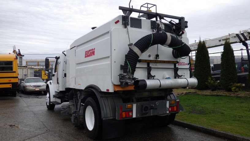 2008-freightliner-m2-106-sweeper-vacuum-truck-diesel-with-air-brakes-freightliner-m2-106-big-8