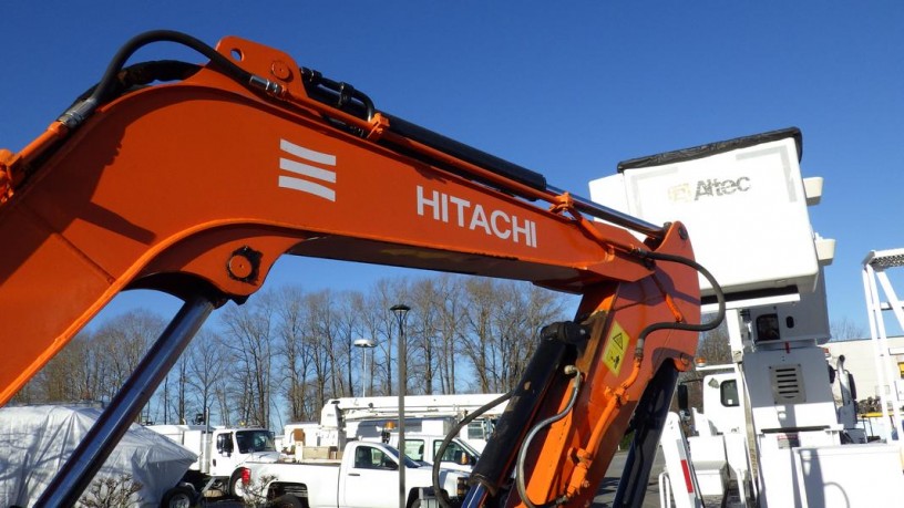 2021-hitachi-55usr-excavator-diesel-hitachi-55usr-big-19