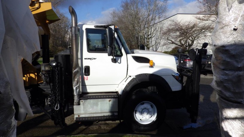 2015-international-workstar-7600-dump-truck-with-plowspreader-air-brakes-diesel-6x4-international-workstar-7600-dump-truck-big-13