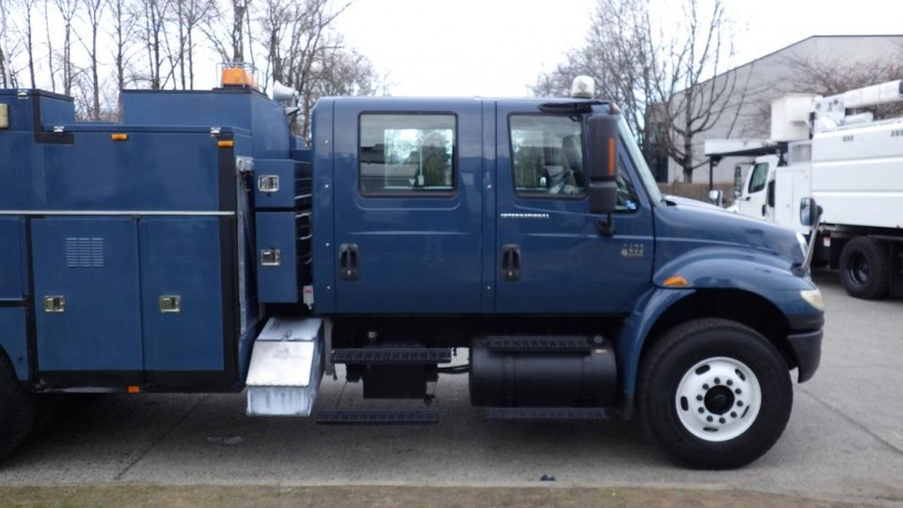 2007-international-4400-service-truck-crew-cab-tandem-axle-with-air-brakes-diesel-international-4400-big-12