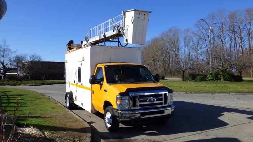 2015-ford-econoline-e-450-cube-van-with-bucket-ford-econoline-big-1