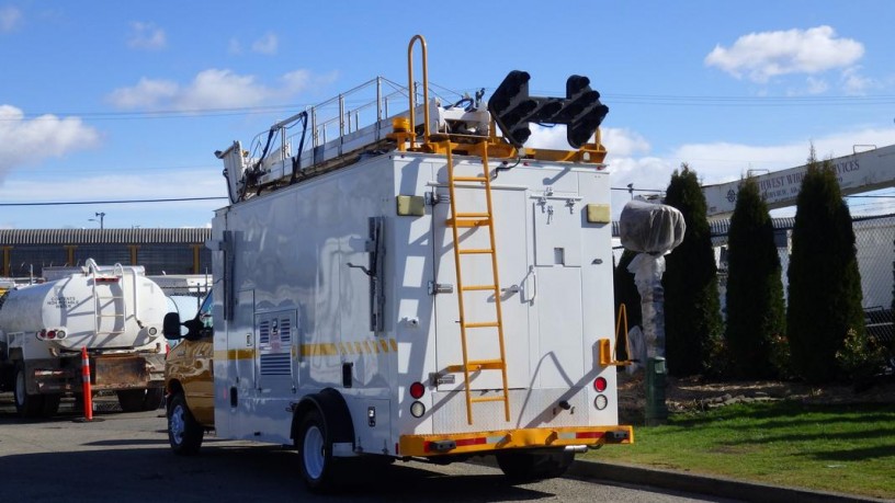 2015-ford-econoline-e-450-cube-van-with-bucket-ford-econoline-big-7