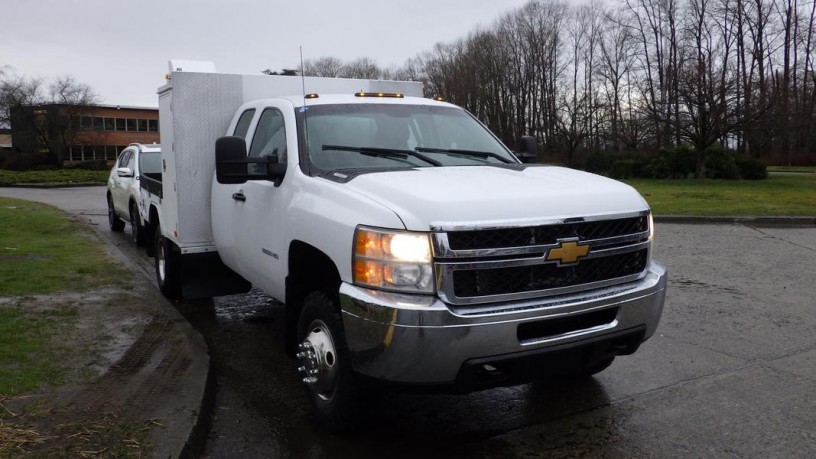 2012-chevrolet-silverado-3500hd-flat-deck-truck-4wd-chevrolet-silverado-3500hd-big-1