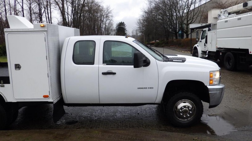 2012-chevrolet-silverado-3500hd-flat-deck-truck-4wd-chevrolet-silverado-3500hd-big-12