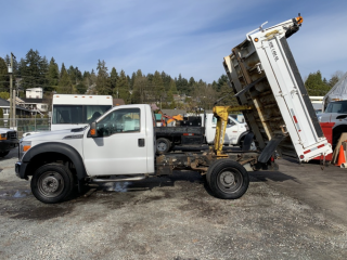 2011 Ford F450 XLT - 9FT DUMP TRUCK NEW CVI - LOW LOW MILEAGE -- READY TO WORK FOR YOU