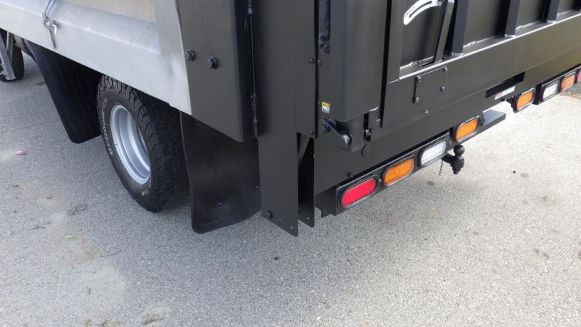 2012-mitsubishi-fuso-fg-4x4-dump-and-power-tailgate-diesel-mitsubishi-fuso-fg-4x4-big-15