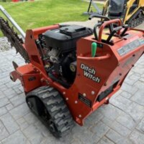 2017-ditch-witch-c16x-walk-behind-tracked-trencher-big-3