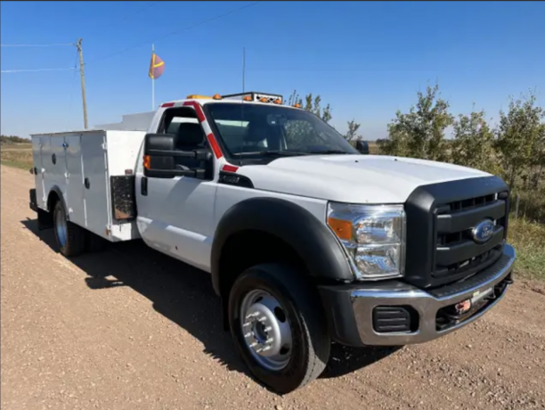 2015-ford-f550-utility-lube-truck-4x4-gas-hyd-comp-big-1