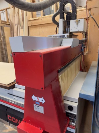 holzher-cosmec-conquest-250-cnc-router-big-2