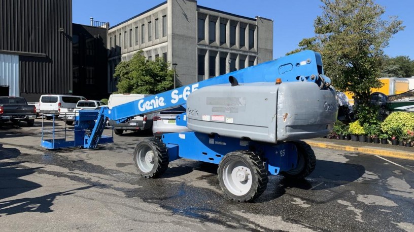 2008-genie-s-65-boom-lift-4-wheel-drive-diesel-genie-s-65-boom-lift-big-1