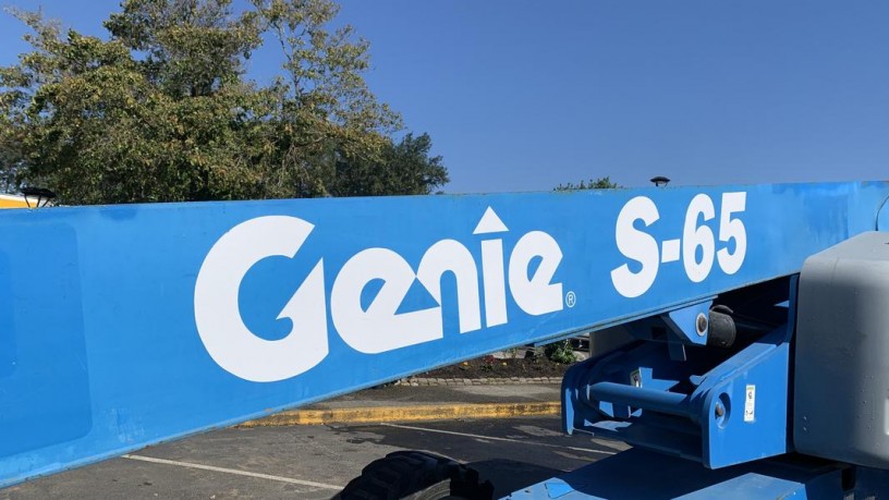 2008-genie-s-65-boom-lift-4-wheel-drive-diesel-genie-s-65-boom-lift-big-3