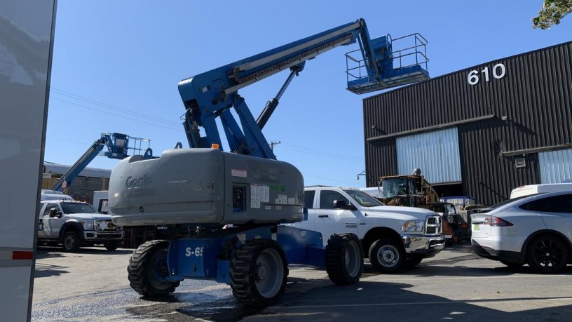 2008-genie-s-65-boom-lift-4-wheel-drive-diesel-genie-s-65-boom-lift-big-22