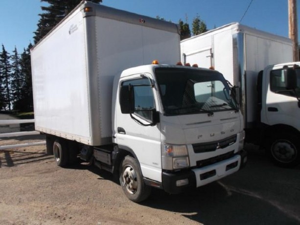 2012-mitsubishi-fuso-cabover-van-body-truck-big-1
