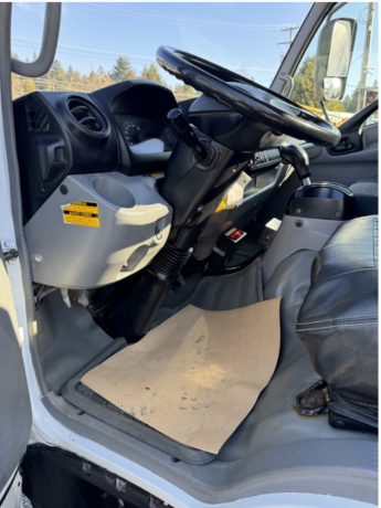2014-hino-195-185ft-rollback-tow-truck-new-cvi-tow-equipment-serviced-ready-to-work-big-3