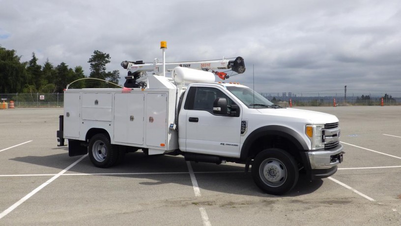 2017-ford-f-550-regular-cab-service-truck-4wd-with-crane-diesel-ford-f-550-big-9