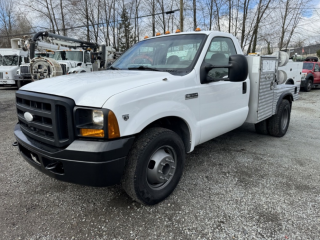 2006 Ford F350 - 6.5FT FLAT BED / UTILITY TRUCK NEW CVI - EX: FORTIS BC -