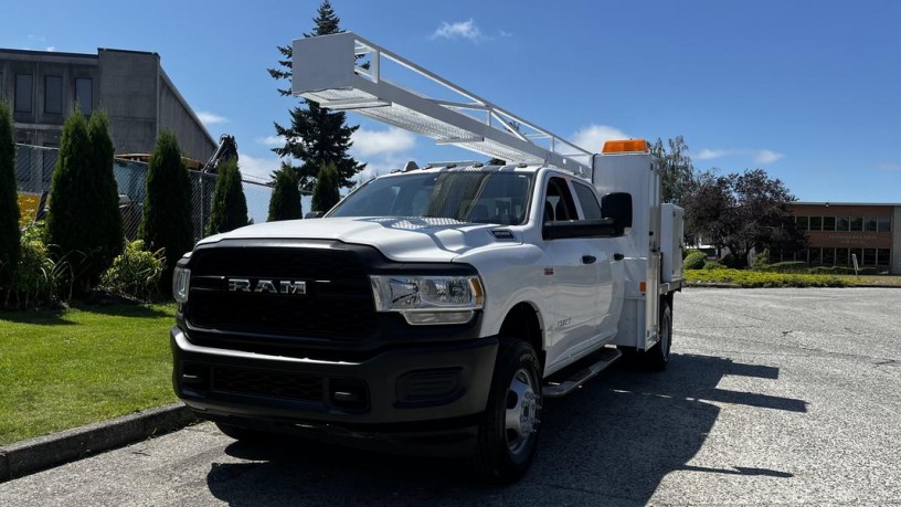 2019-ram-3500-crew-cab-4wd-service-truck-dually-ram-3500-big-3