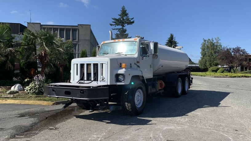 1998-international-2654-water-tanker-diesel-air-brakes-international-2654-big-3