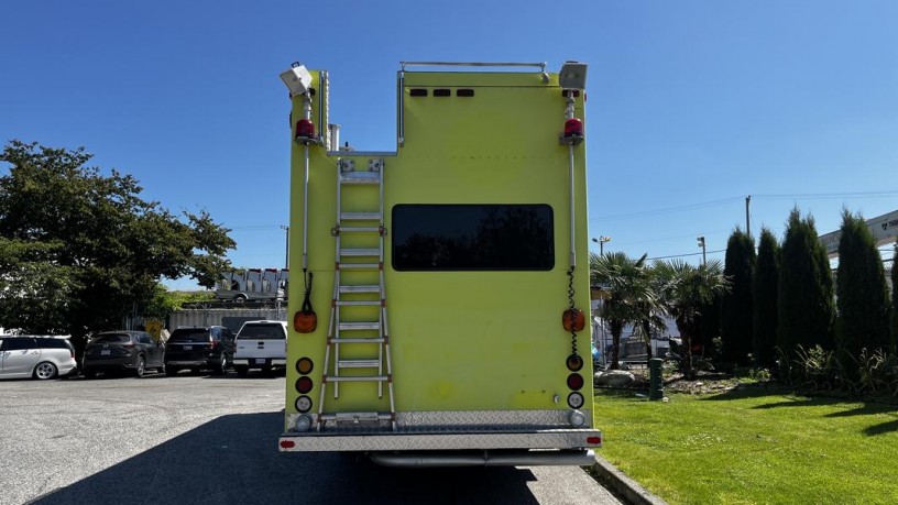 1995-freightliner-fll086-rescue-truck-diesel-air-brakes-command-center-freightliner-fll086-big-9