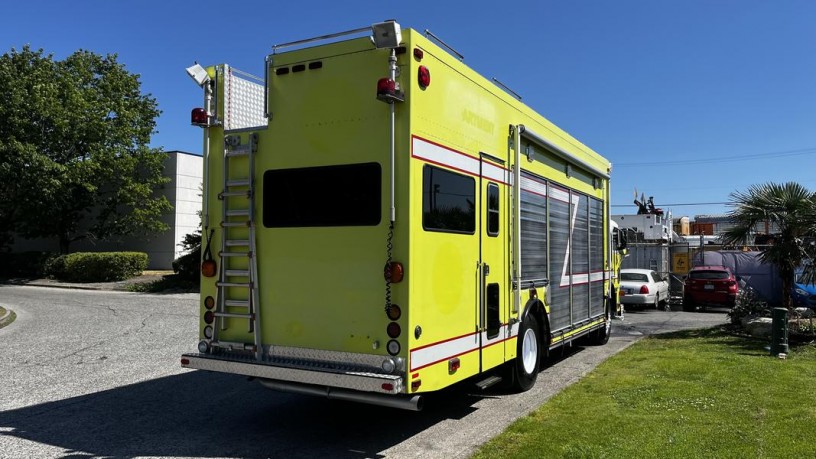 1995-freightliner-fll086-rescue-truck-diesel-air-brakes-command-center-freightliner-fll086-big-10