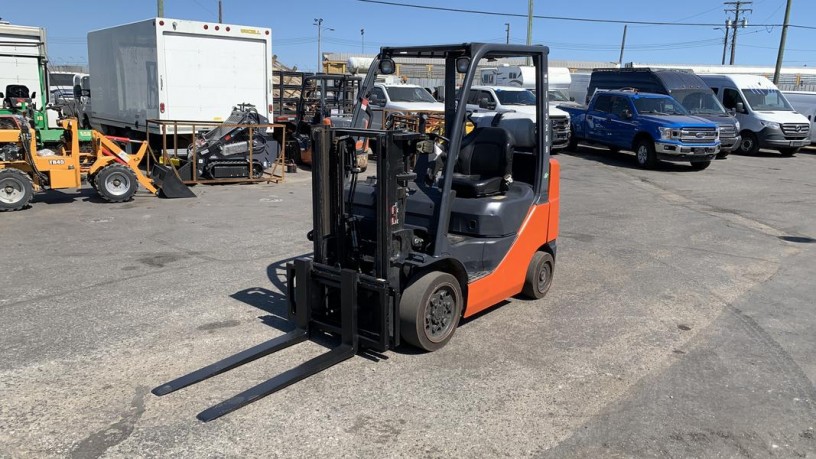 2018-toyota-8fgcu25-forklift-toyota-8fgcu25-big-2