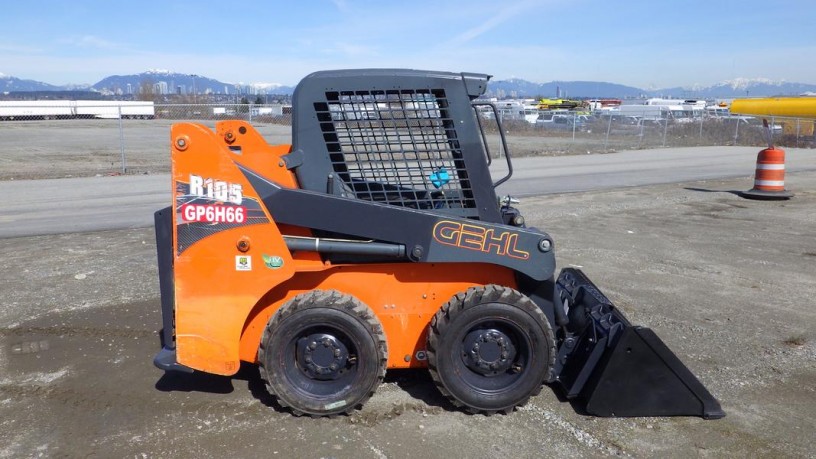 2017-gehl-r105-skid-skid-steer-loader-diesel-gehl-r105-skid-big-7