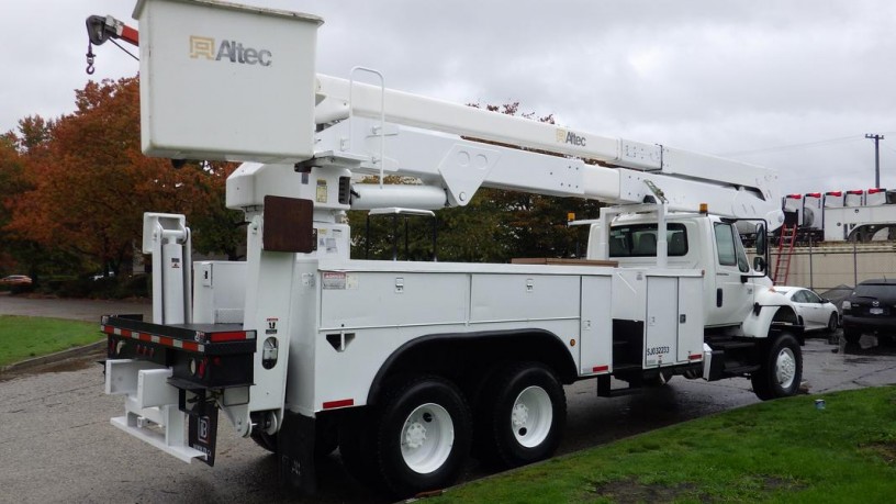 2005-international-7400-6x6-altec-bucket-truck-3-seater-diesel-air-brakes-international-7400-big-10