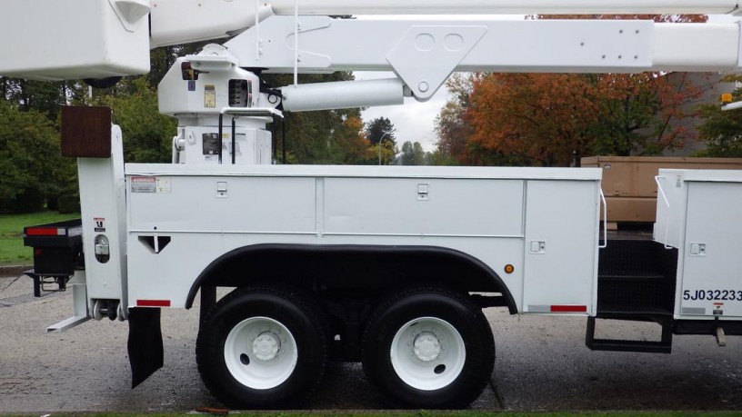 2005-international-7400-6x6-altec-bucket-truck-3-seater-diesel-air-brakes-international-7400-big-12