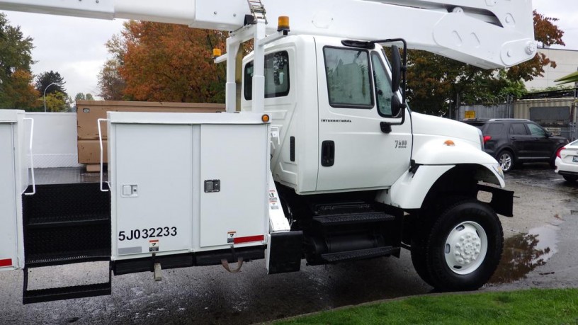 2005-international-7400-6x6-altec-bucket-truck-3-seater-diesel-air-brakes-international-7400-big-14