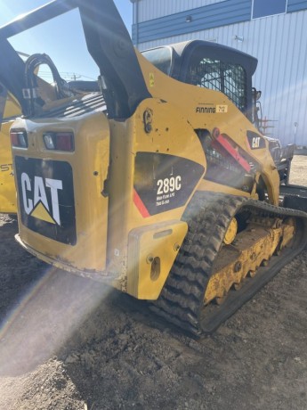 cat-289c-skidsteer-big-2