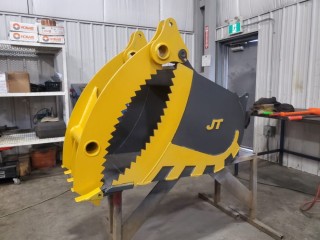 2021 Bucket, Other JT EQUIPMENT 8 TON THUMB BUCKET