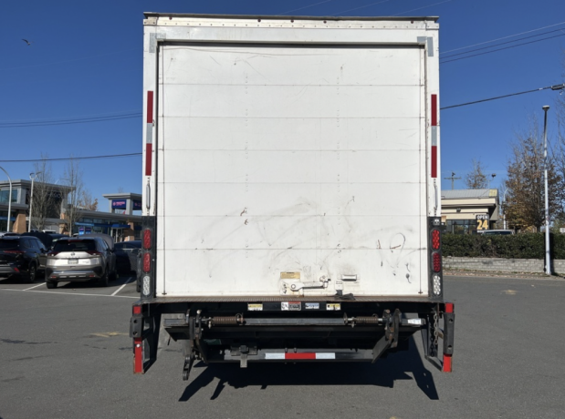 2024-isuzu-nrr-20-dry-box-liftgate-diesel-big-2