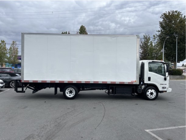 2020-isuzu-nrr-20-dry-box-liftgate-cvi-completed-diesel-big-1