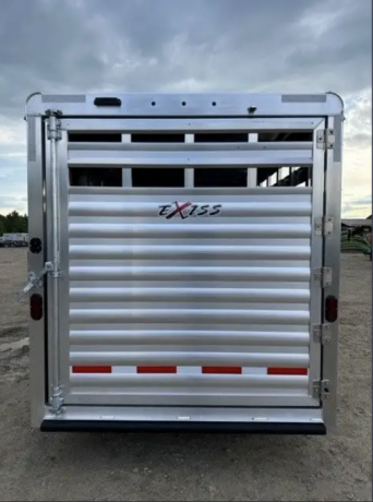 2024-exiss-4-horse-combo-trailer-big-3