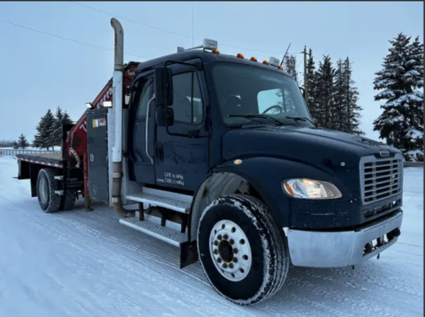 2006-freightliner-m2-106-picker-boom-truck-ferrari-715-9555-lbs-big-1