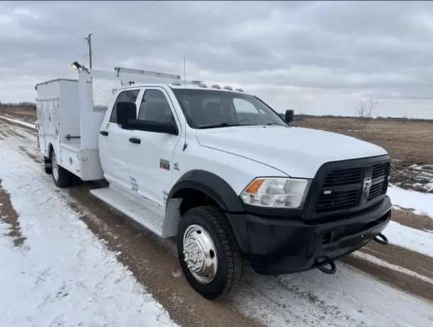 2012-dodge-5500-crewcab-4x4-service-truck-dsl-milron-big-1