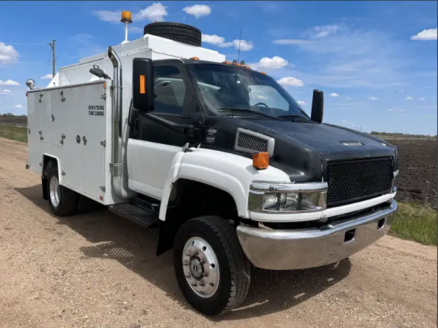 2007-gmc-c5500-fuel-lube-service-utility-truck-vmac-tanks-brutus-big-1