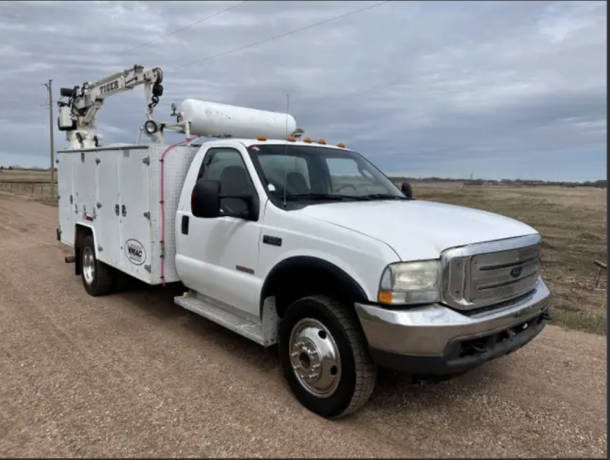 2004-ford-f550-regcab-4x4-service-truck-dsl-brutus-3541lbs-vmac-big-1