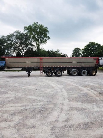 2011-trail-king-48-ft-5-axle-live-bottom-belt-trailer-big-1