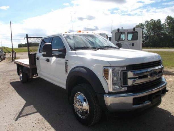 2019-ford-f550-crew-cab-4x4-deck-truck-big-1