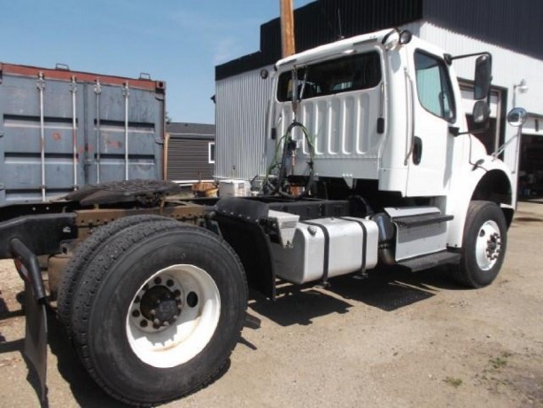 2016-freightliner-m2-sa-5th-wheel-truck-big-2