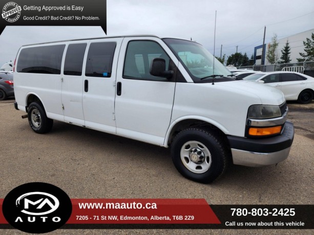 2013-chevrolet-express-passenger-rwd-3500-155-lt-w1lt-big-1