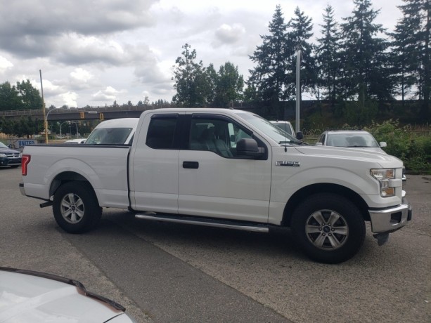 2015-ford-f-150-2wd-supercab-145-xlt-big-1