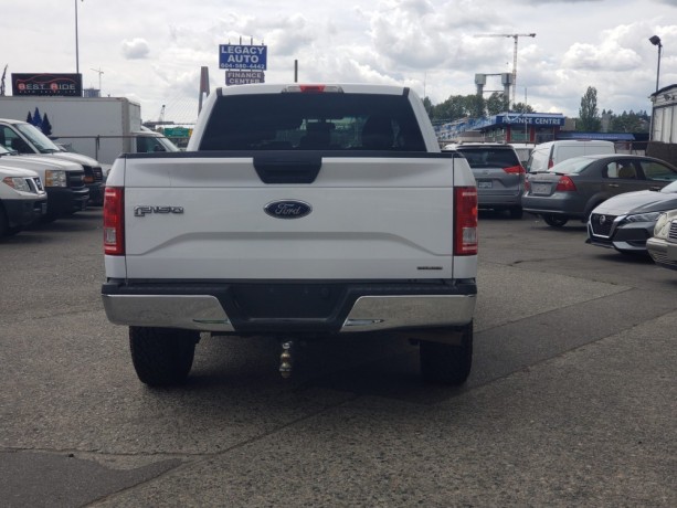 2015-ford-f-150-2wd-supercab-145-xlt-big-2