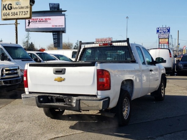 2013-chevrolet-silverado-1500-rwd-ext-cab-big-2